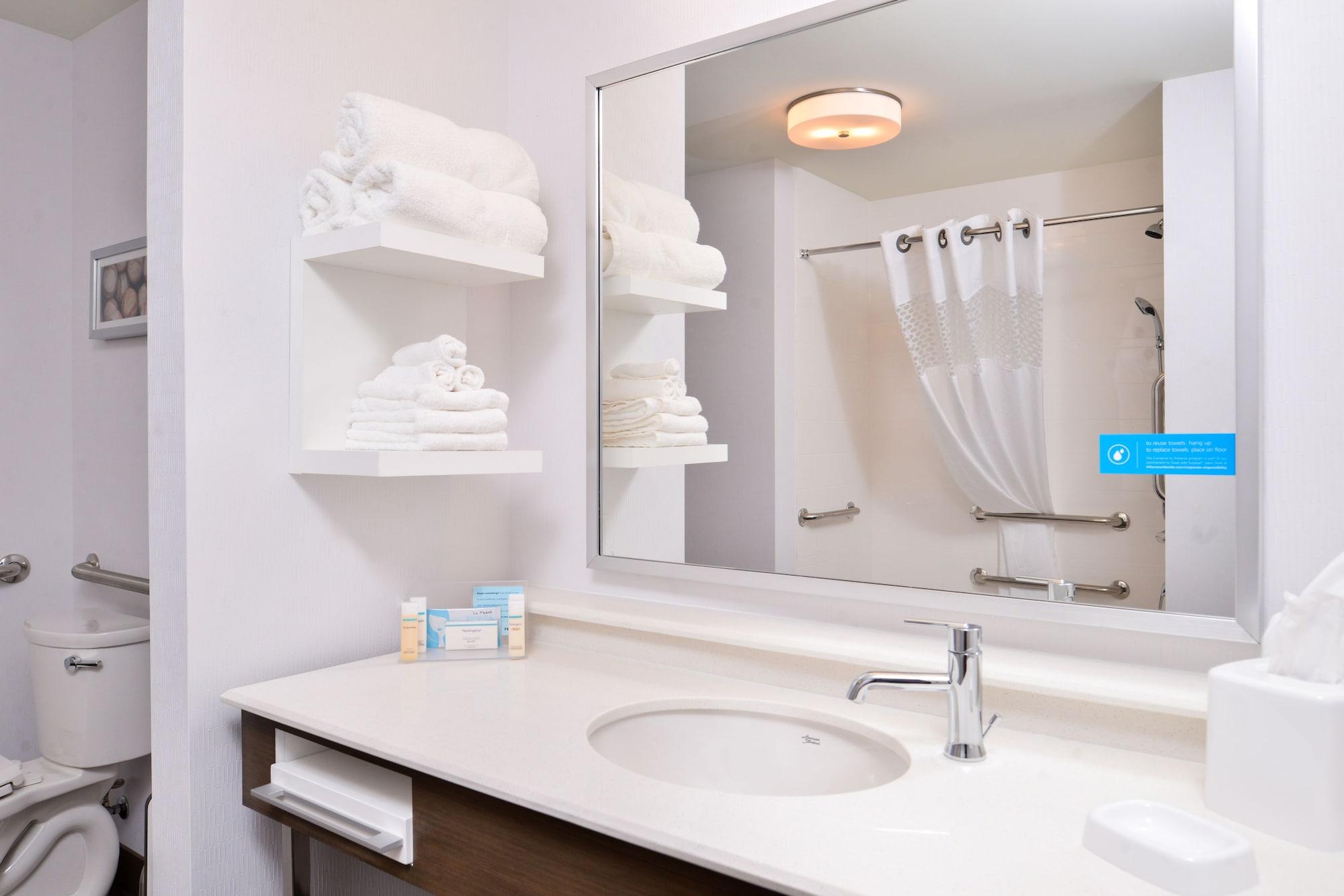 Hampton Inn By Hilton Omaha Airport, Ia Carter Lake Екстер'єр фото