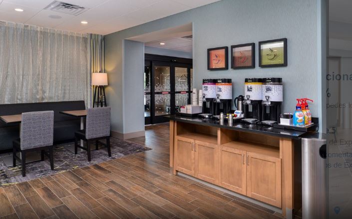 Hampton Inn By Hilton Omaha Airport, Ia Carter Lake Екстер'єр фото
